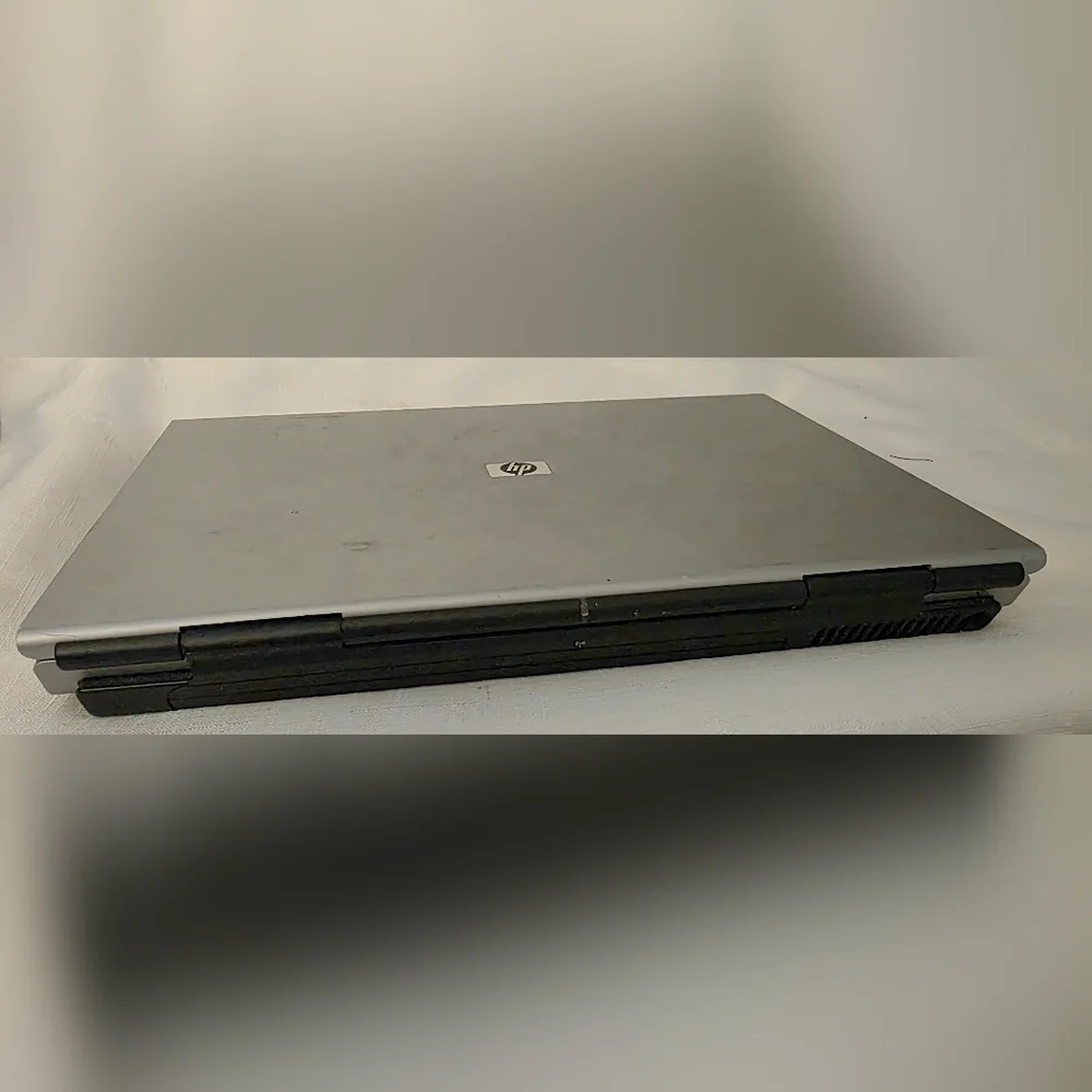 HP Pavilion DV1000 Widescreen Laptop Windows XP No charger Not Tested for parts